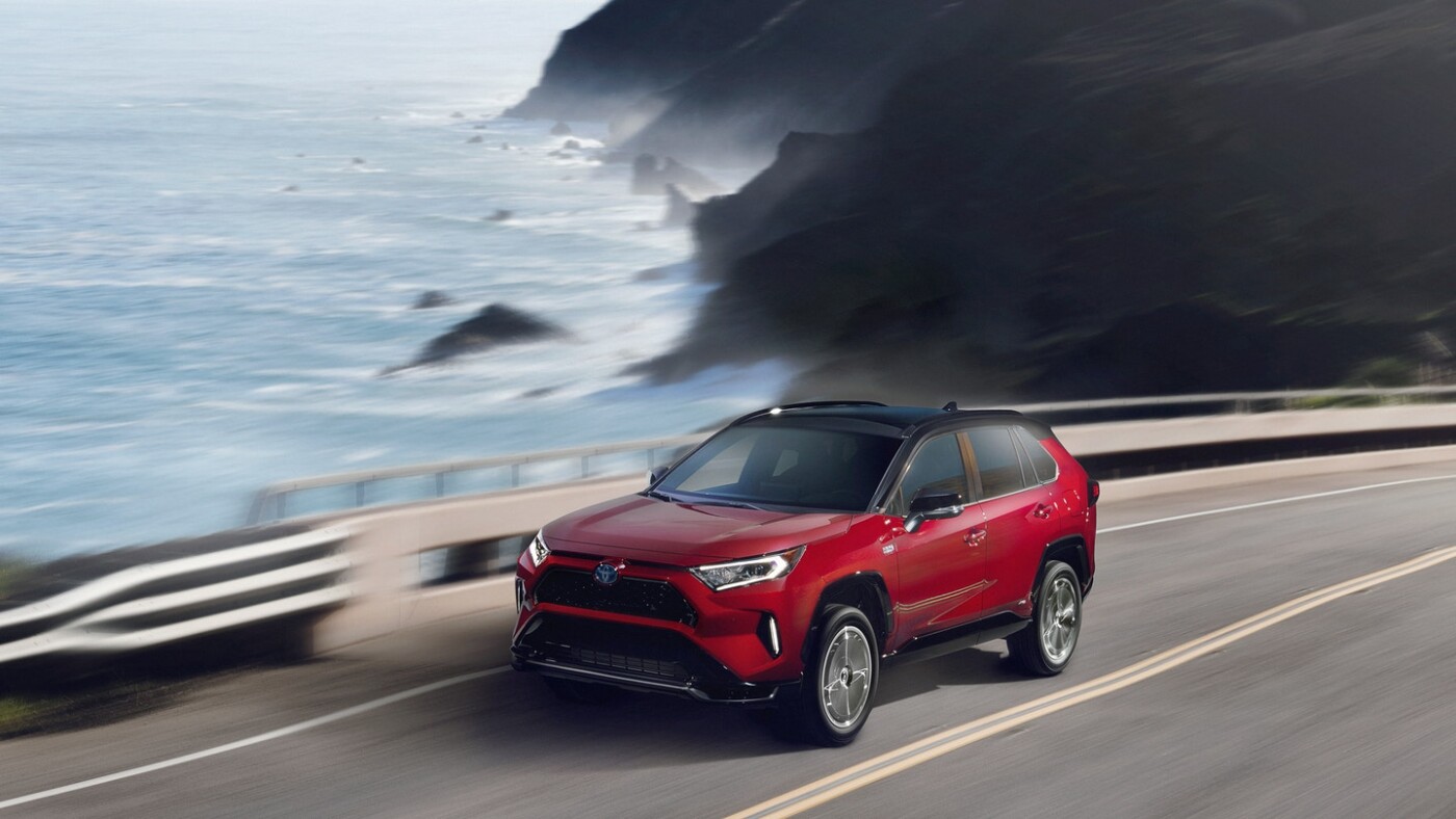 What is the Best Oil for Toyota Rav4